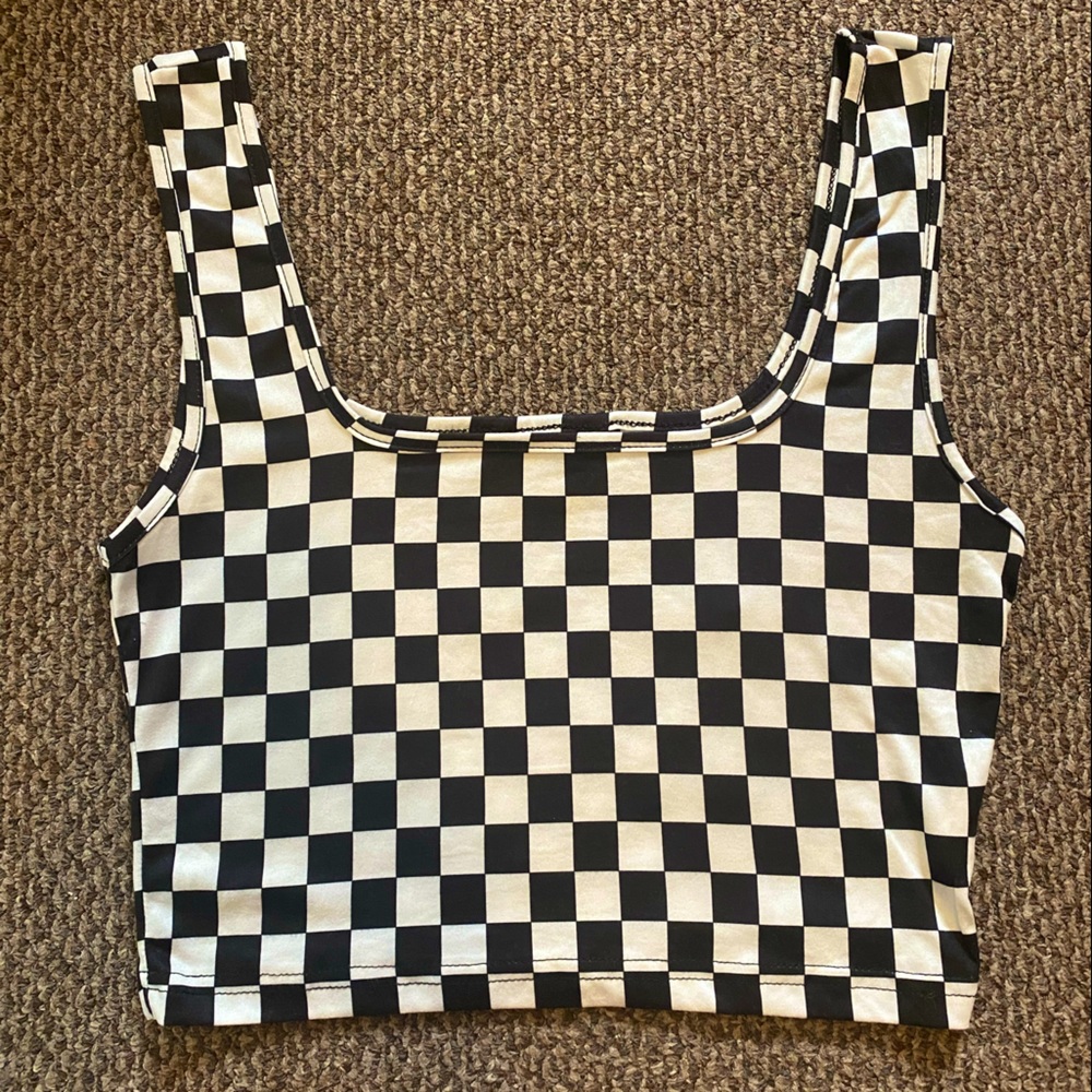 SHEIN Checkered Crop Top